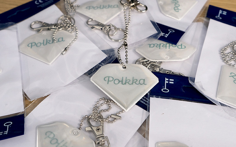 Heijastimet turvaamaan koulumatkaa