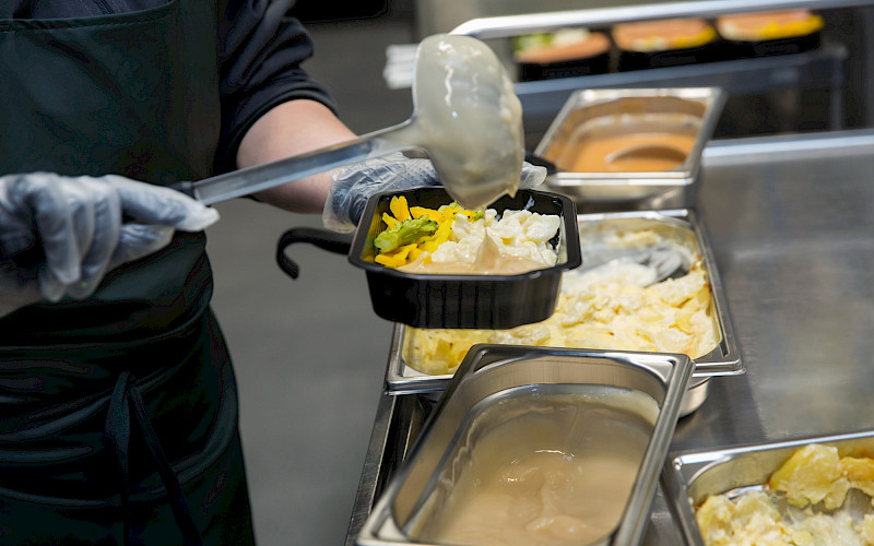 Uusi suunta ateriapalveluihin – oppisopimus avaa ovia aikuisopiskelijoille